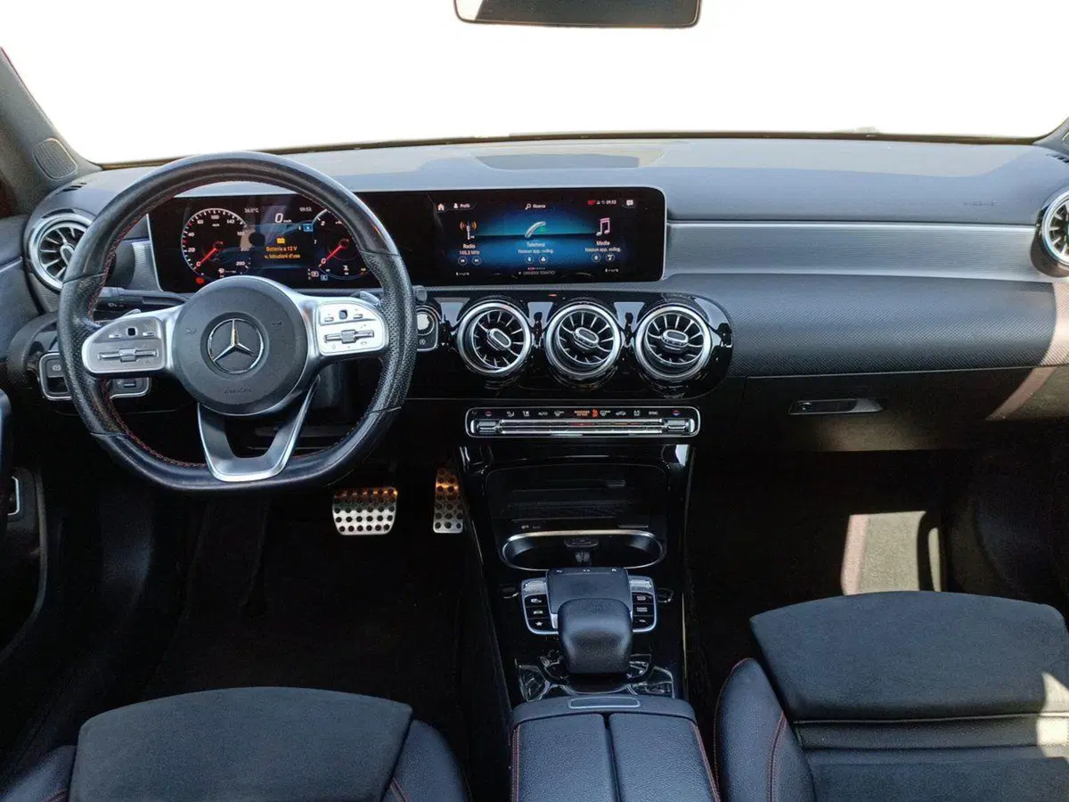 Mercedes-Benz Classe A usata a Bari (9)