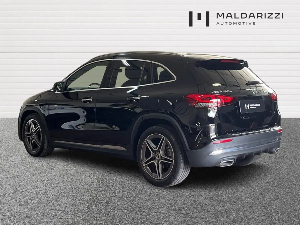 Mercedes-Benz GLA SUV usata a Bari (4)