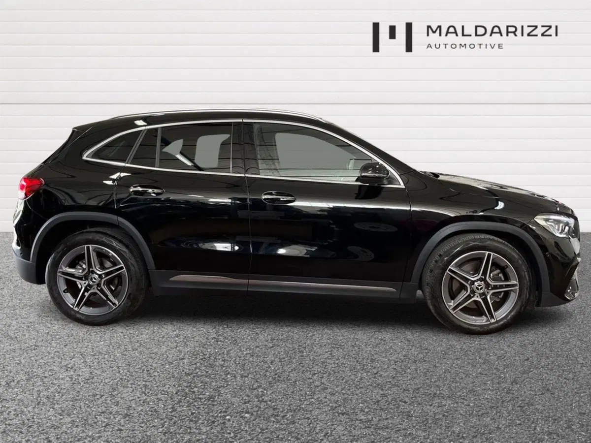 Mercedes-Benz GLA SUV usata a Bari (5)