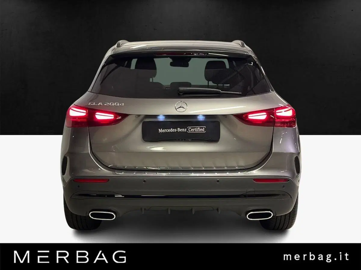 Mercedes-Benz GLA SUV usata a Monza e Brianza (4)