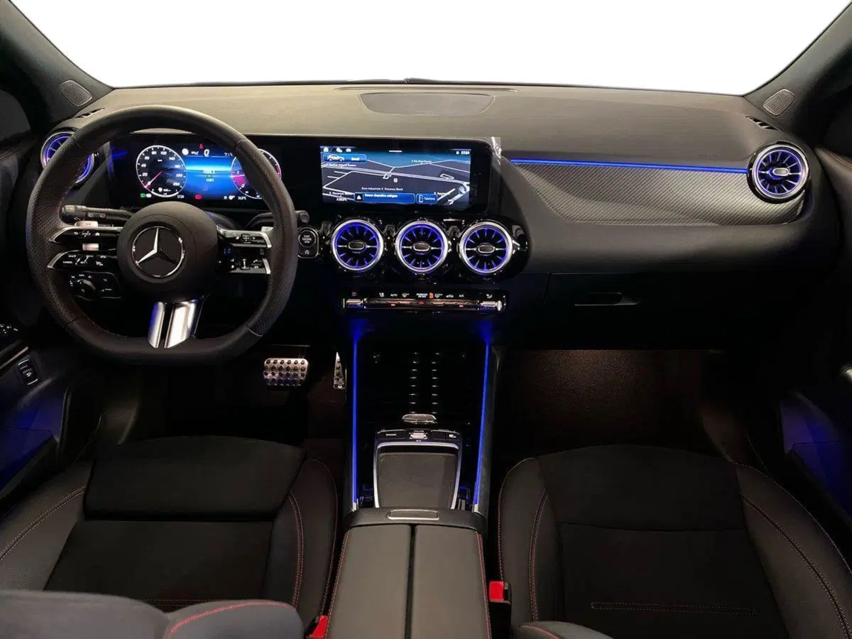Mercedes-Benz GLA SUV usata a Monza e Brianza (9)