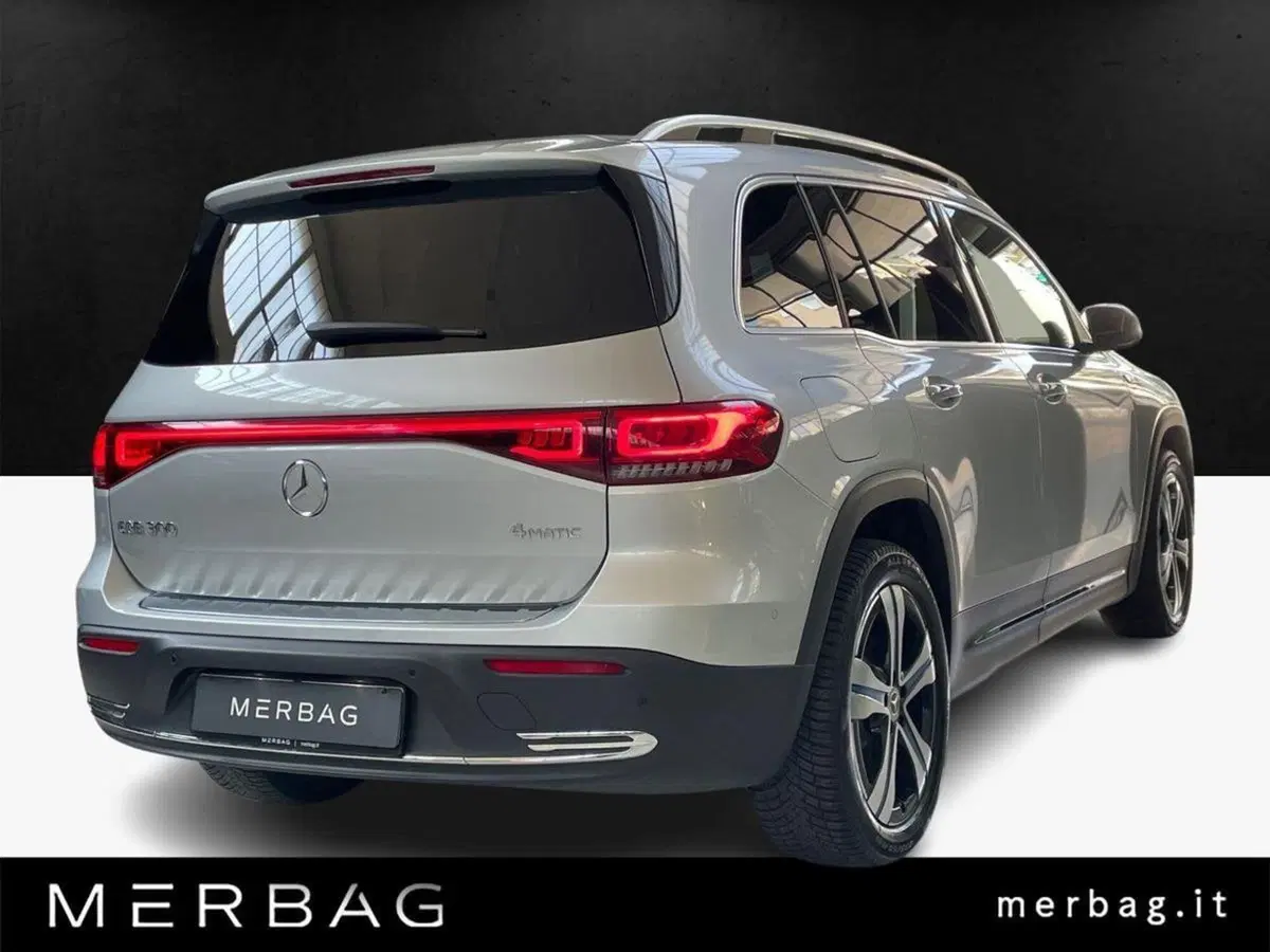 Mercedes-Benz EQB usata a Milano (2)