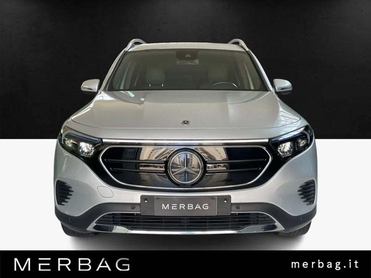 Mercedes-Benz EQB usata a Milano (3)