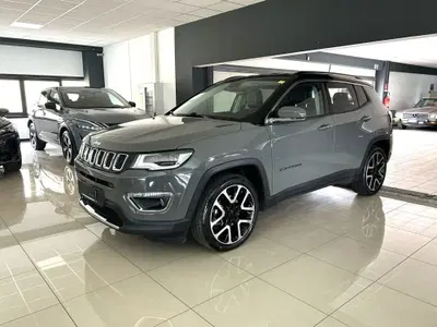 Jeep Compass 1.6 Multijet II 2WD Limited del 2019 usata a Ferrara