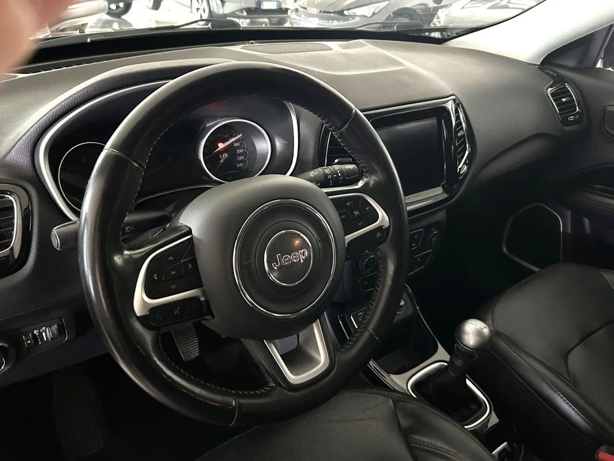Jeep Compass usata a Ferrara (9)