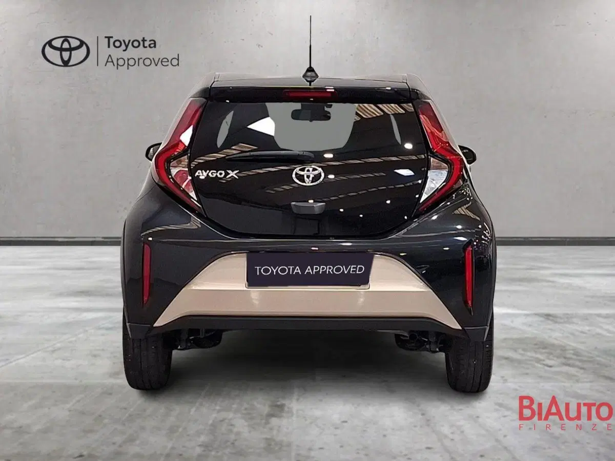 Toyota Aygo X usata a Firenze (12)