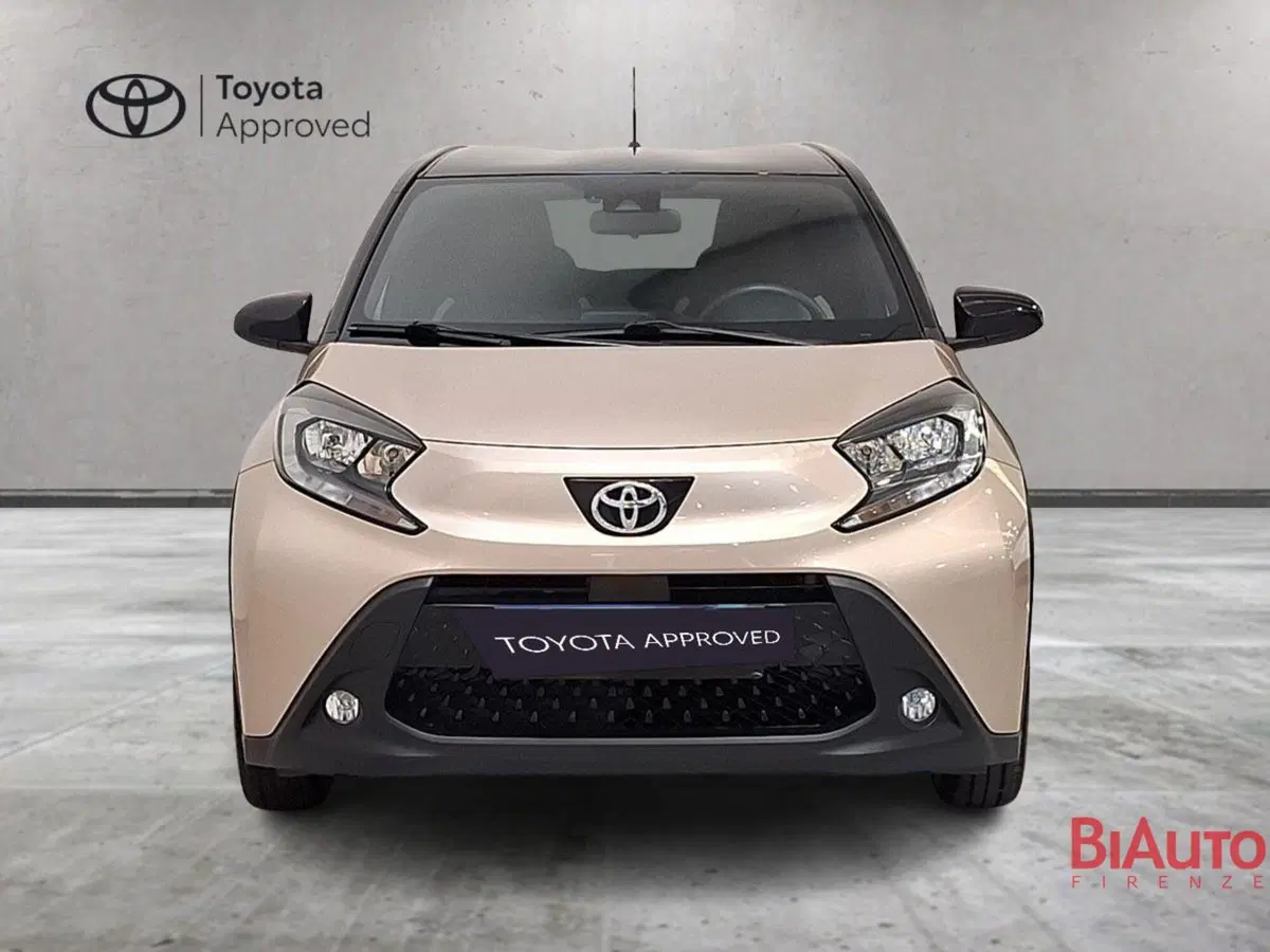 Toyota Aygo X usata a Firenze (13)