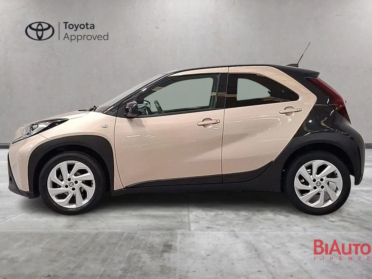 Toyota Aygo X usata a Firenze (3)