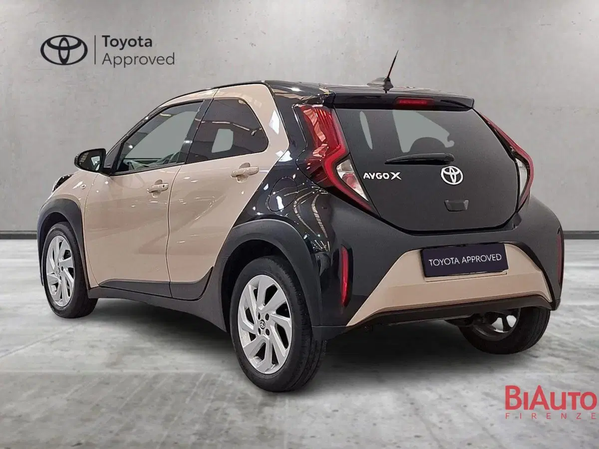 Toyota Aygo X usata a Firenze (5)