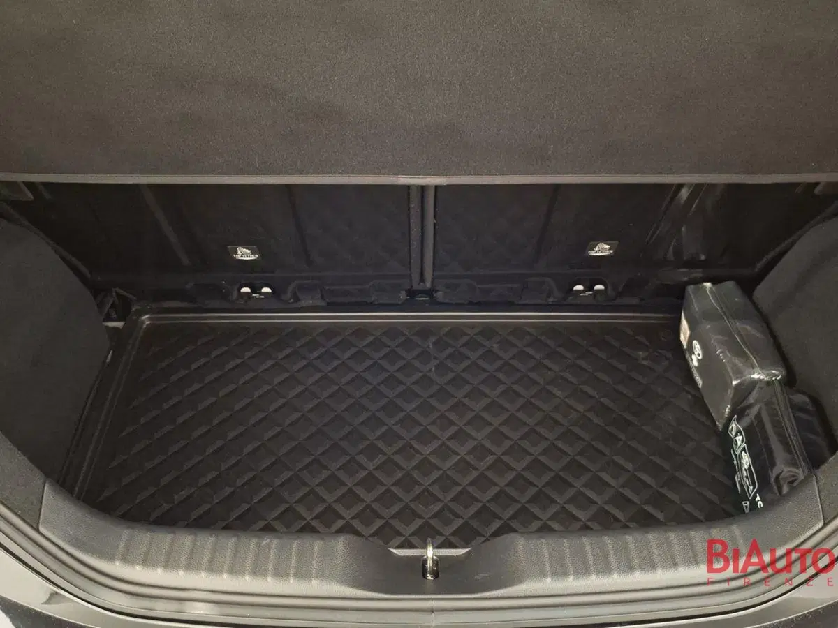 Toyota Aygo X usata a Firenze (6)