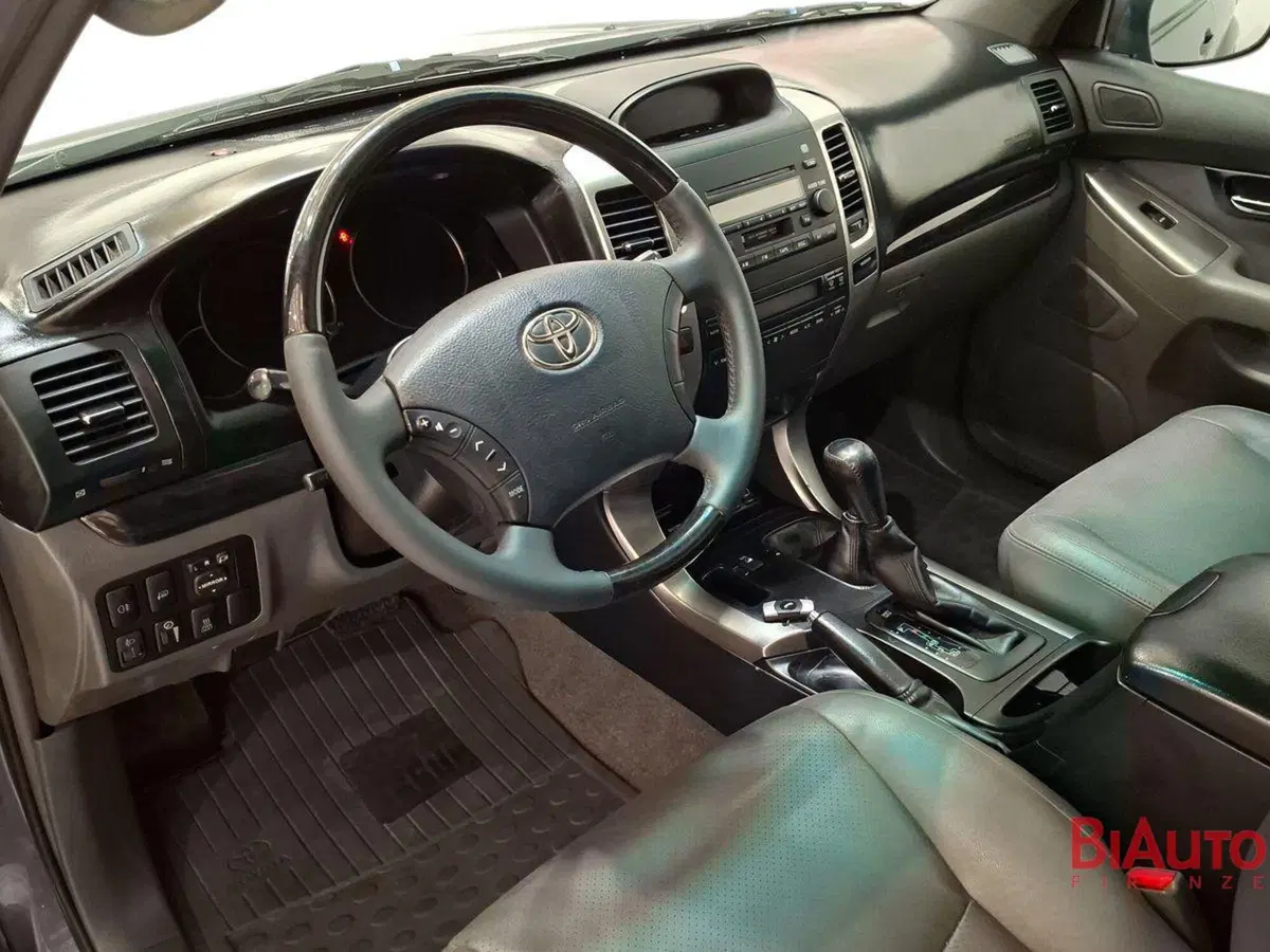 Toyota Land Cruiser usata a Firenze (6)