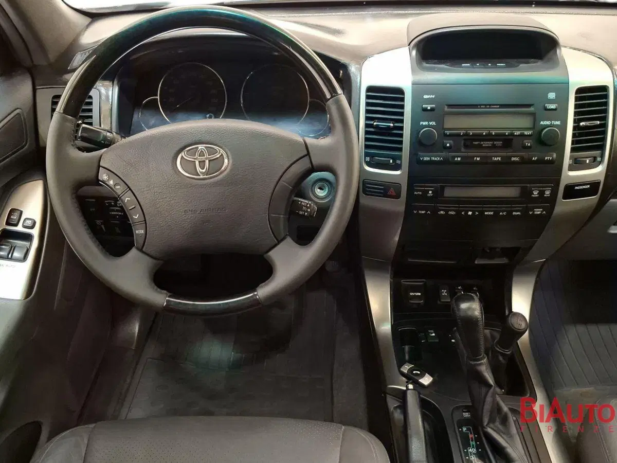 Toyota Land Cruiser usata a Firenze (7)