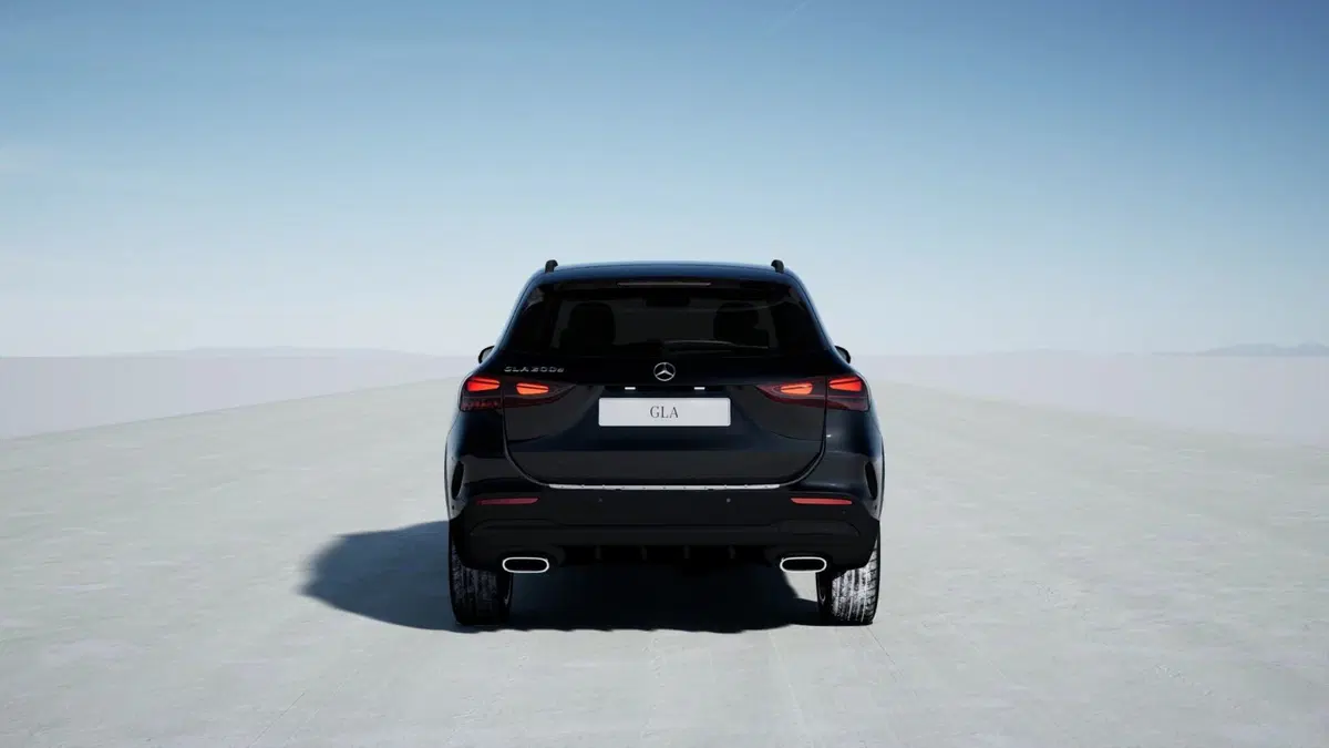 Mercedes-Benz GLA SUV nuova a Chieti (4)