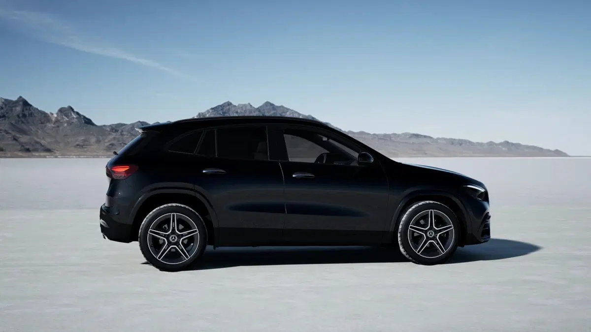 Mercedes-Benz GLA SUV nuova a Chieti (5)