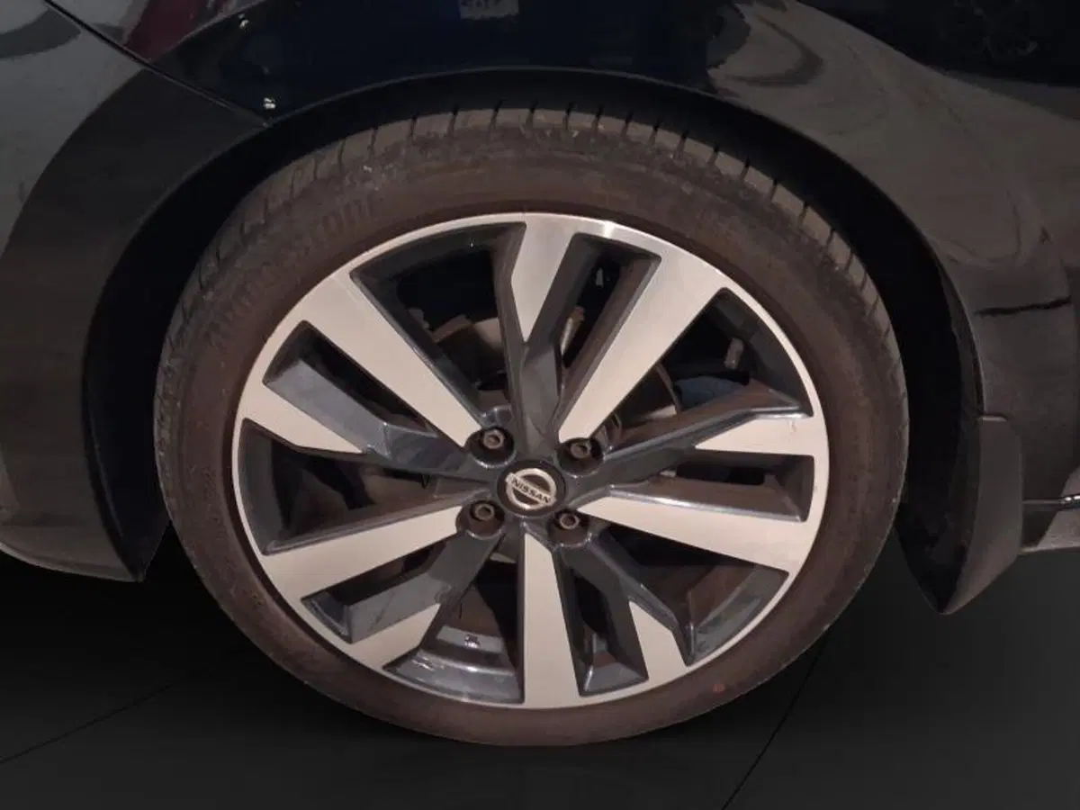 Nissan Micra usata a Genova (18)