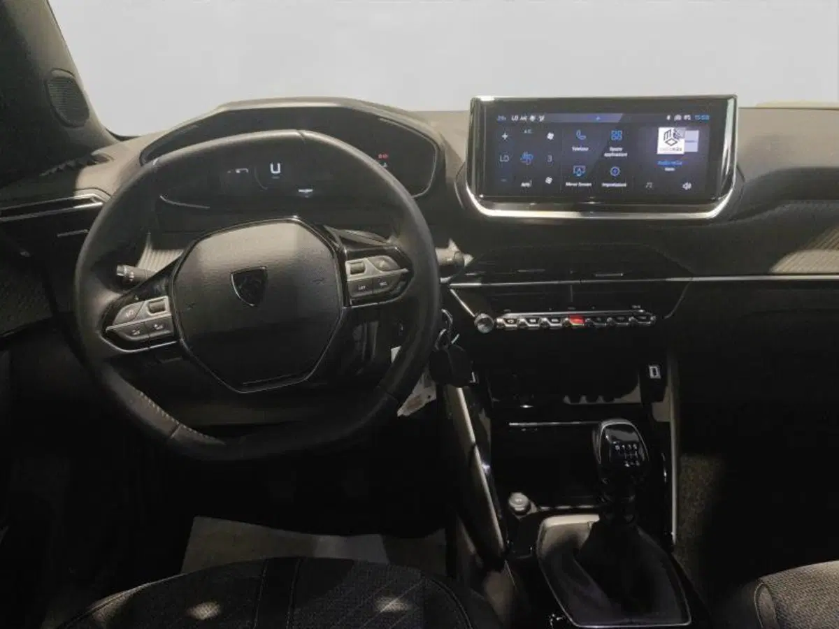 Peugeot 2008 usata a Genova (11)