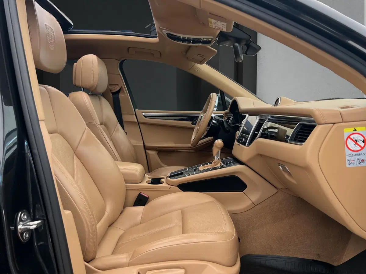 Porsche Macan usata a Cosenza (18)