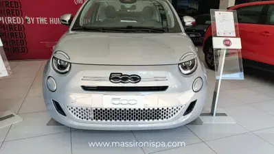 Fiat 500C Cabrio 1.0 Hybrid Dolcevita nuova a Melegnano