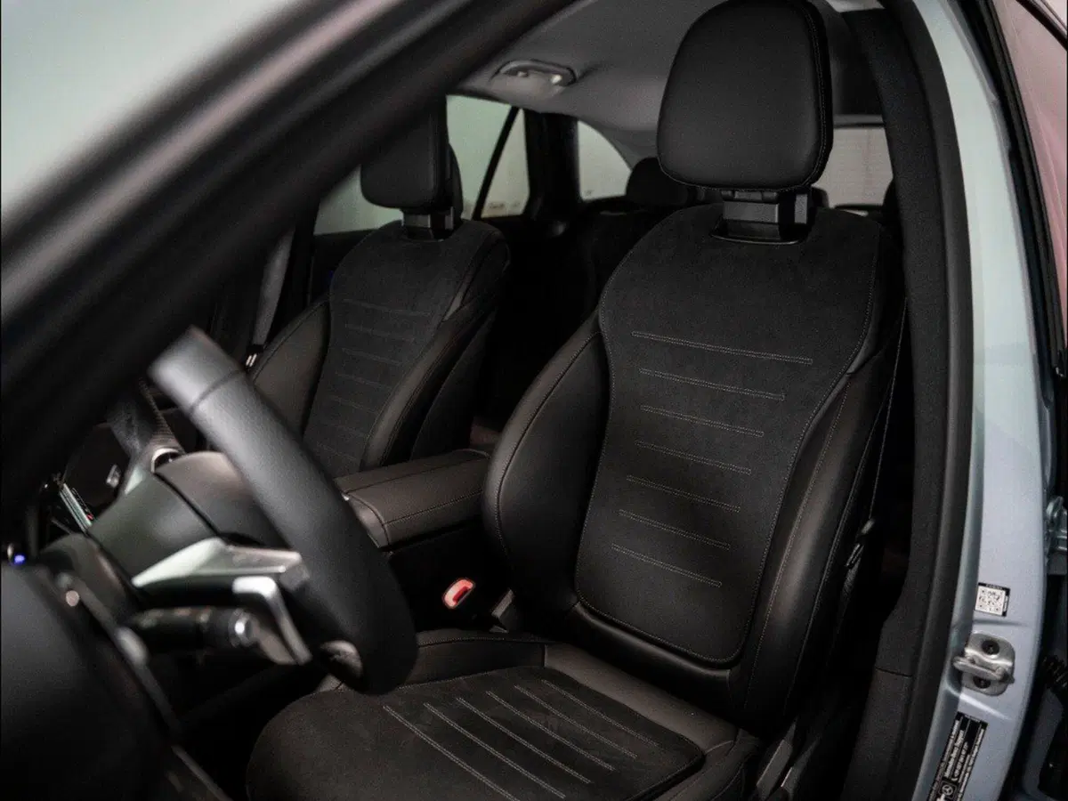 Mercedes-Benz GLC nuova a Ancona (11)