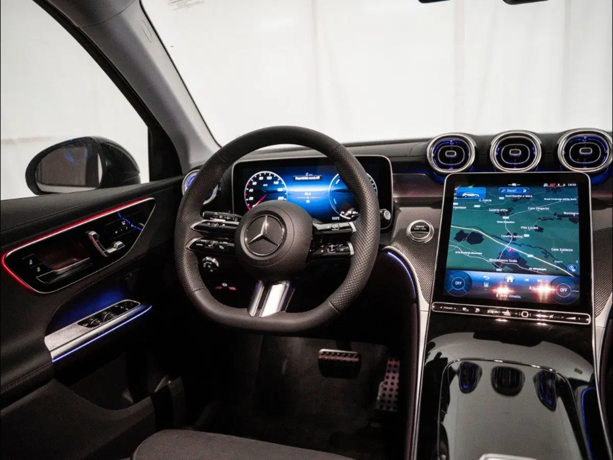 Mercedes-Benz GLC nuova a Ancona (16)