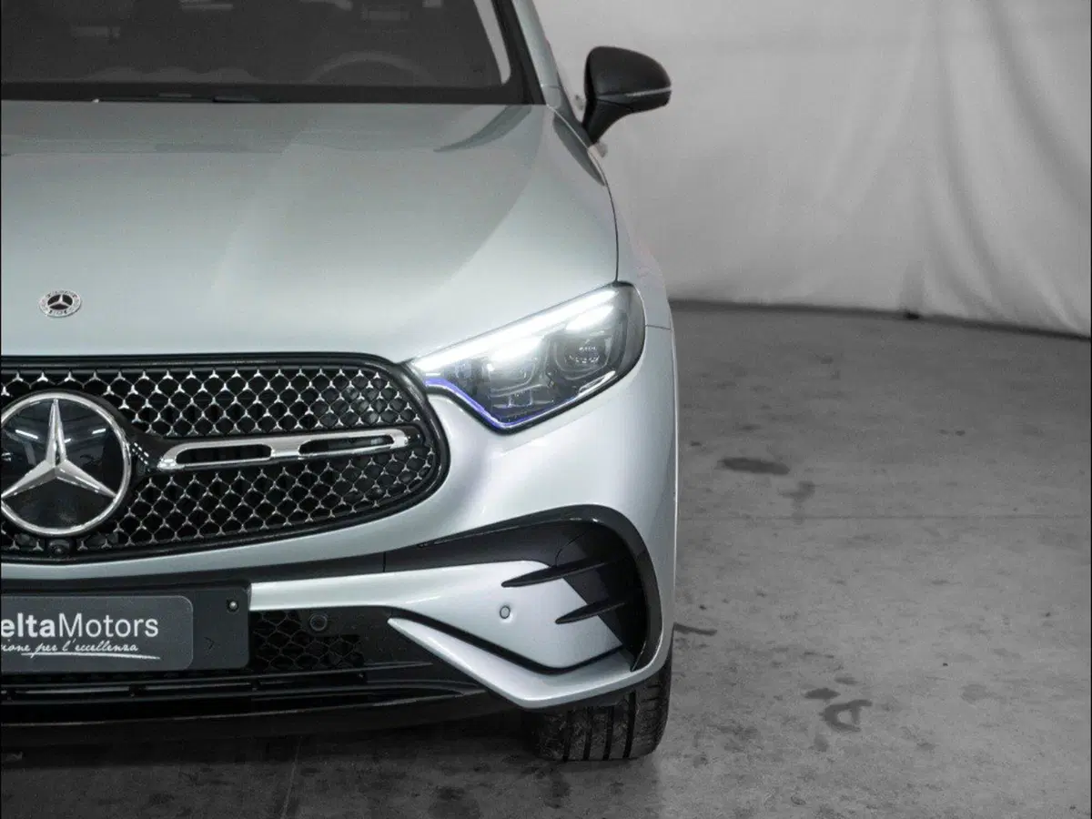 Mercedes-Benz GLC nuova a Ancona (6)