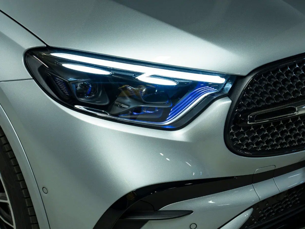 Mercedes-Benz GLC nuova a Ancona (13)