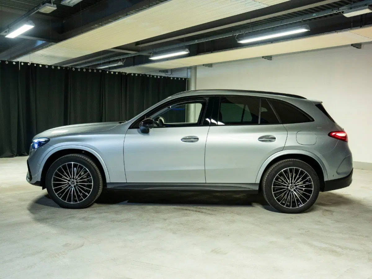 Mercedes-Benz GLC nuova a Ancona (2)