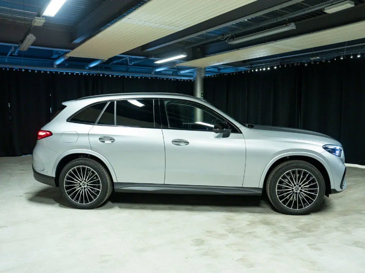 Mercedes-Benz GLC nuova a Ancona (5)