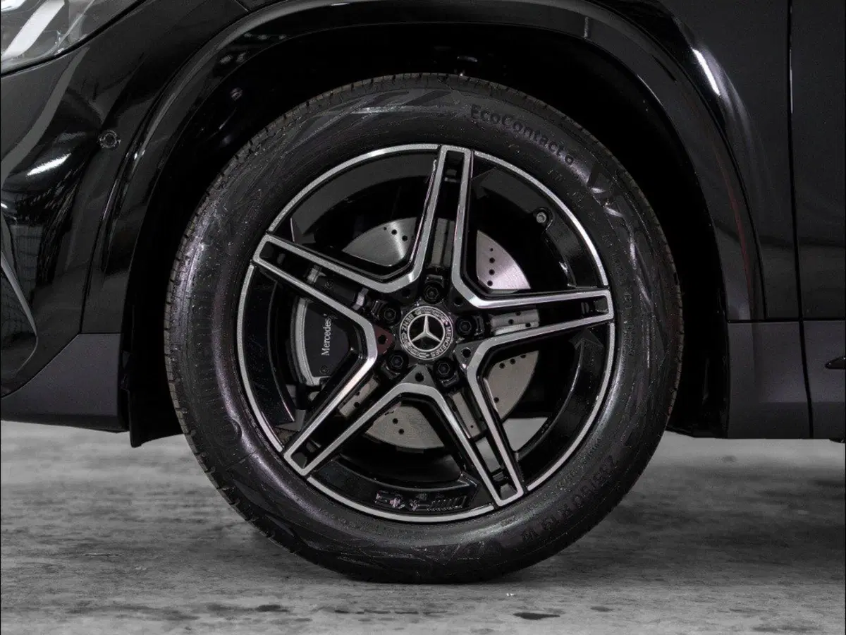 Mercedes-Benz GLA SUV nuova a Macerata (7)