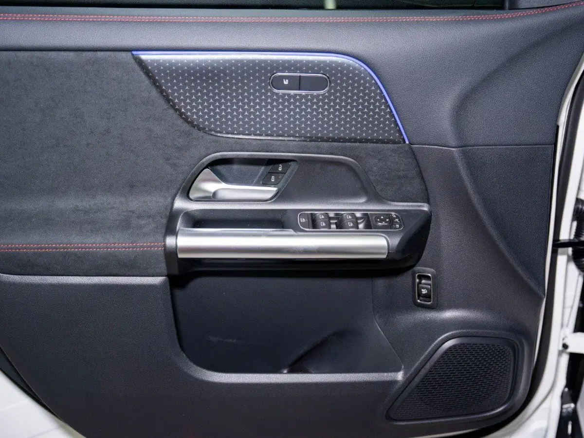 Mercedes-Benz GLA SUV nuova a Ancona (19)