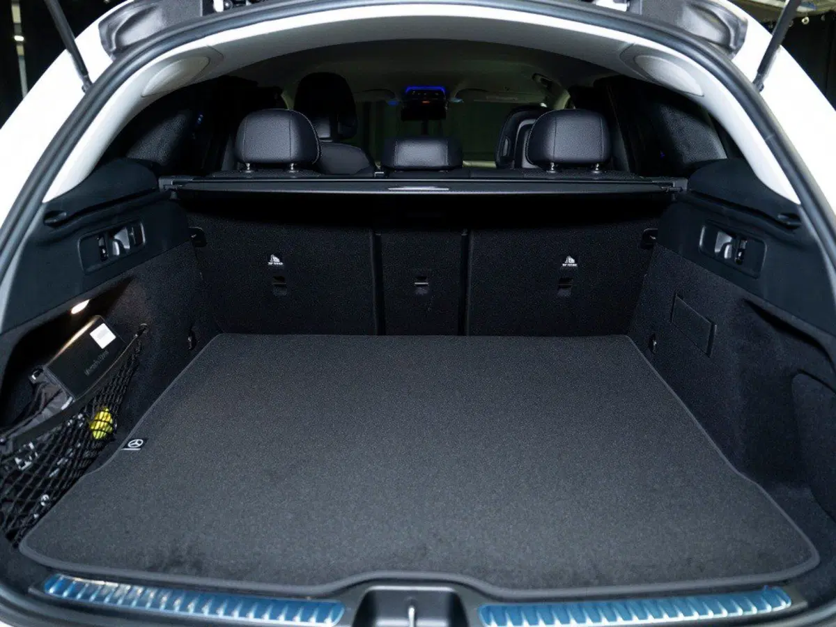 Mercedes-Benz GLC SUV nuova a Ancona (11)