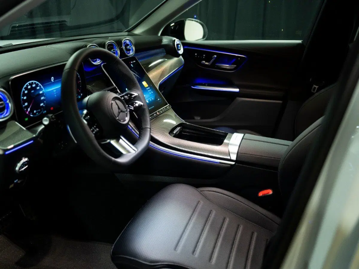 Mercedes-Benz GLC SUV nuova a Ancona (14)