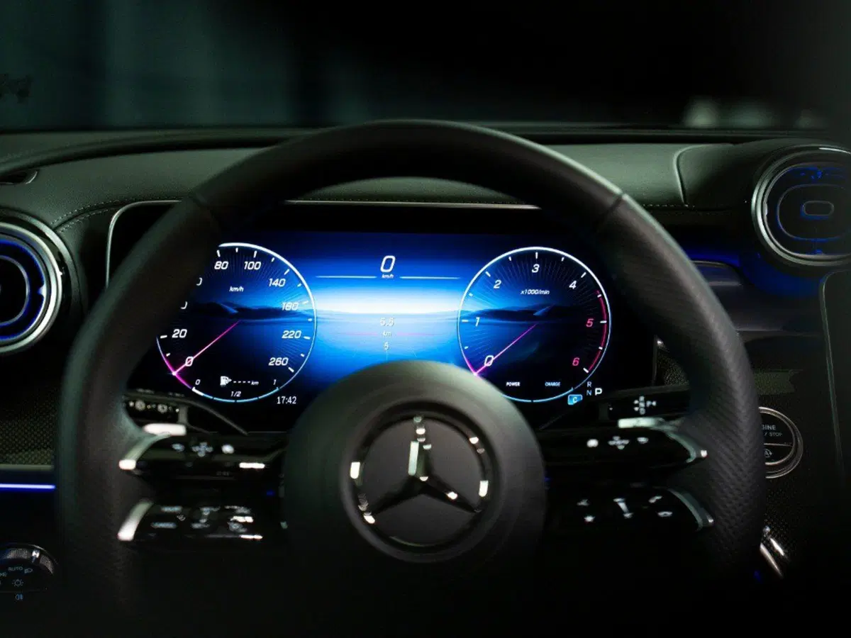 Mercedes-Benz GLC SUV nuova a Ancona (17)