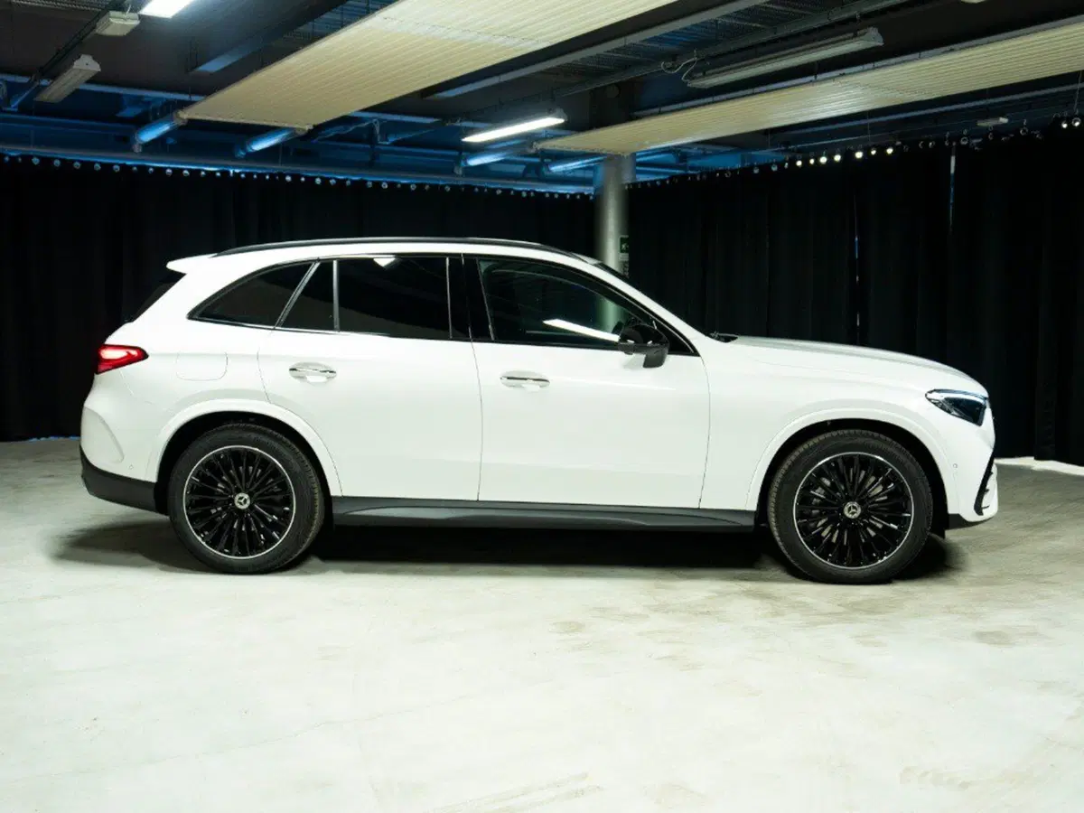Mercedes-Benz GLC SUV nuova a Ancona (5)