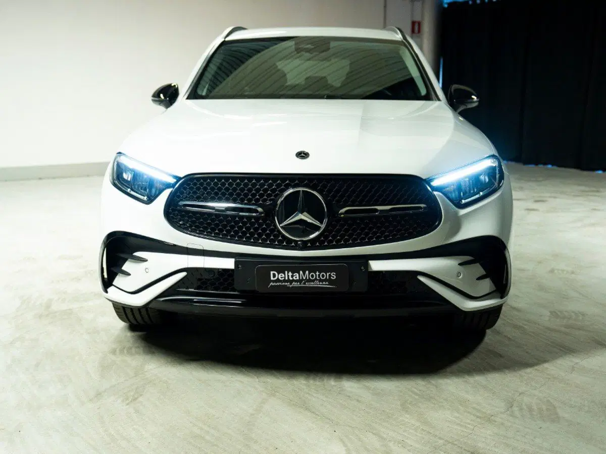 Mercedes-Benz GLC SUV nuova a Ancona (6)