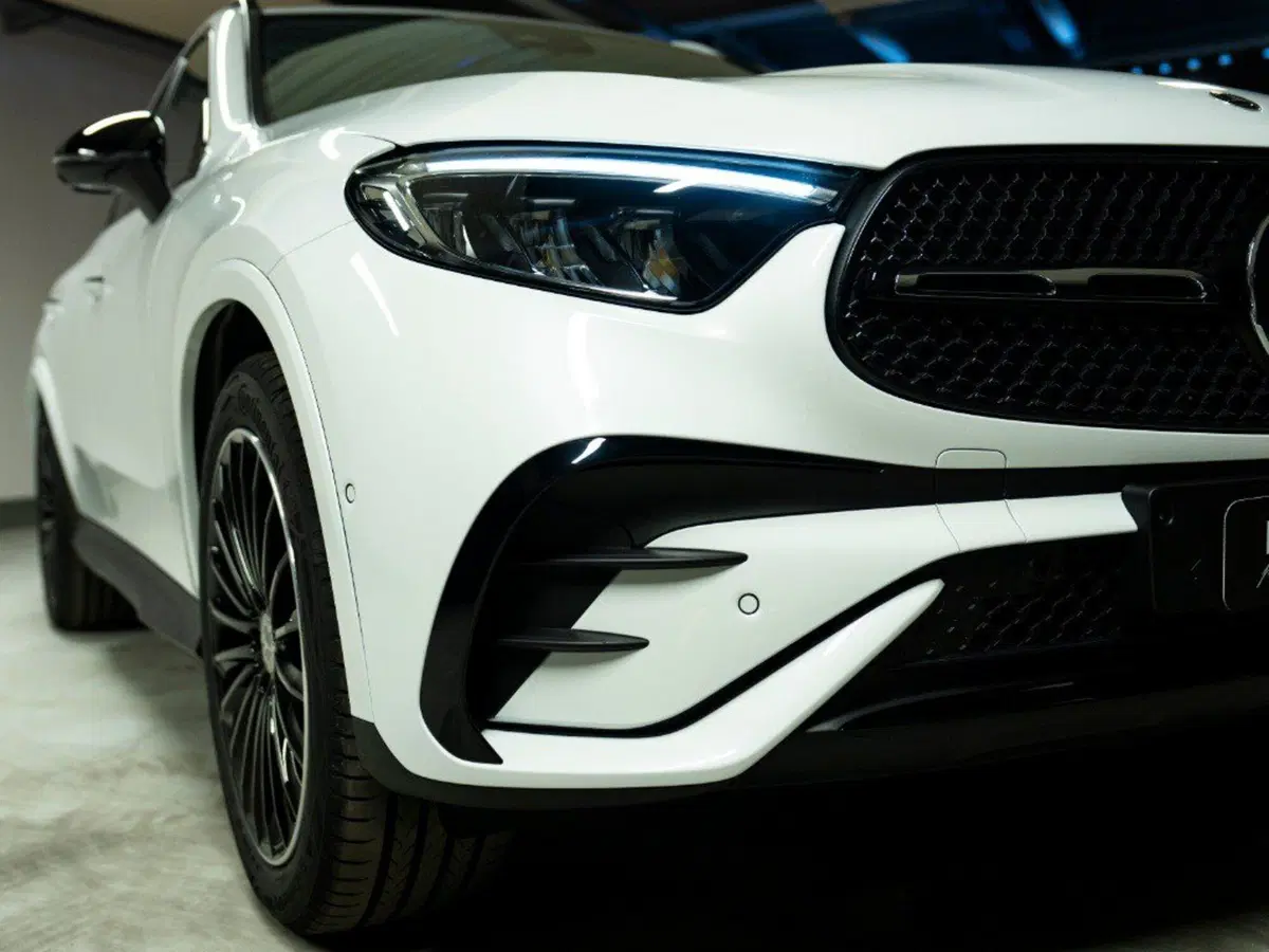 Mercedes-Benz GLC SUV nuova a Ancona (7)