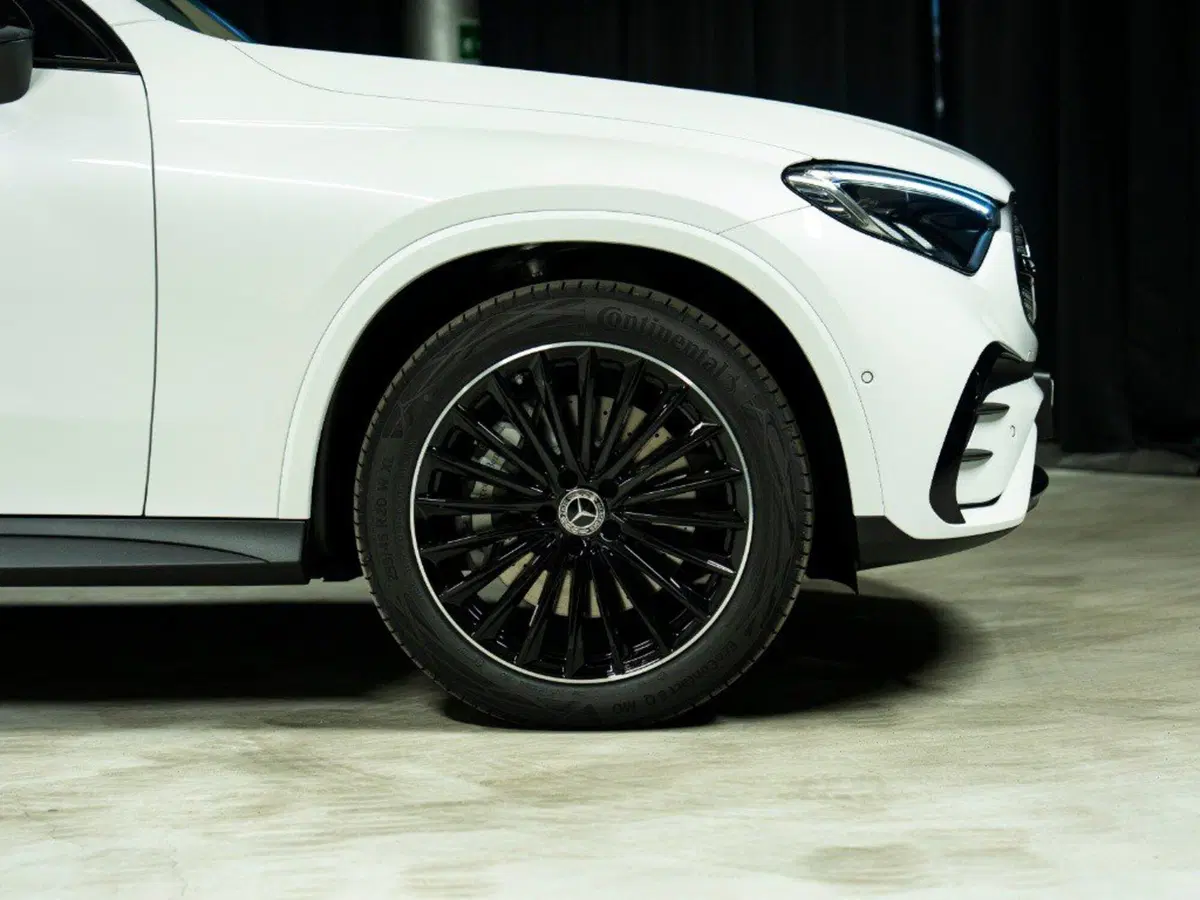 Mercedes-Benz GLC SUV nuova a Ancona (8)