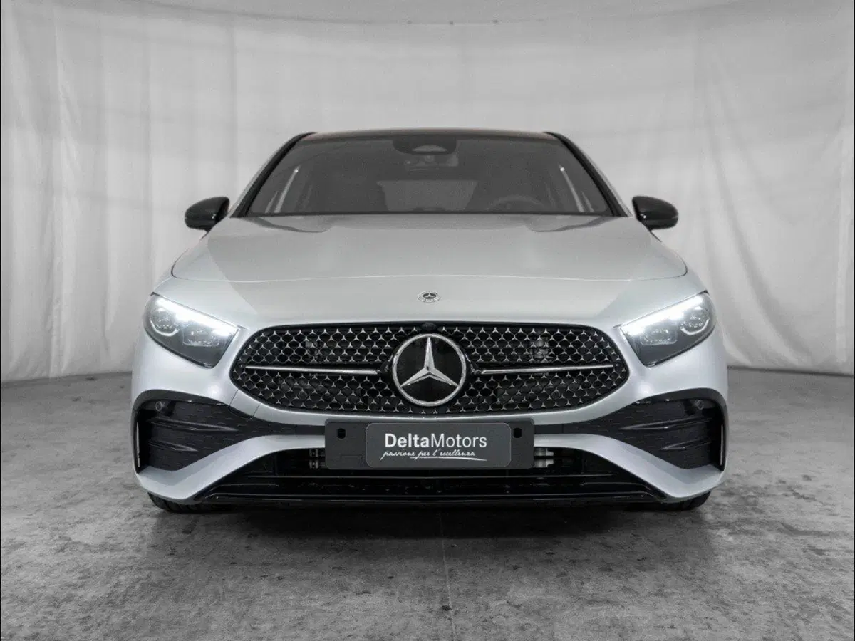 Mercedes-Benz Classe A Sedan nuova a Macerata (4)