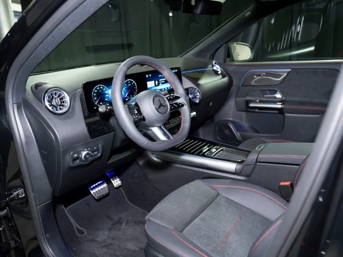 Mercedes-Benz GLA SUV nuova a Ancona (11)