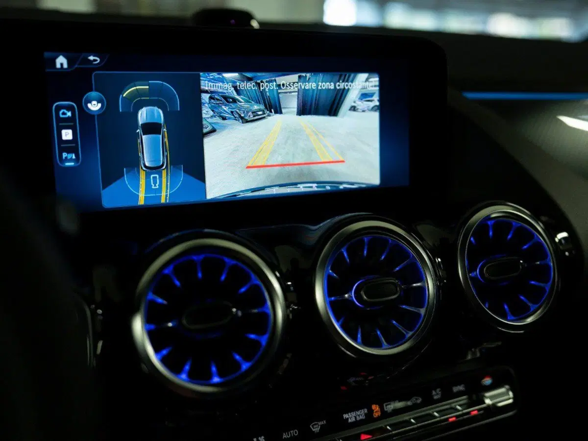 Mercedes-Benz GLA SUV nuova a Ancona (16)