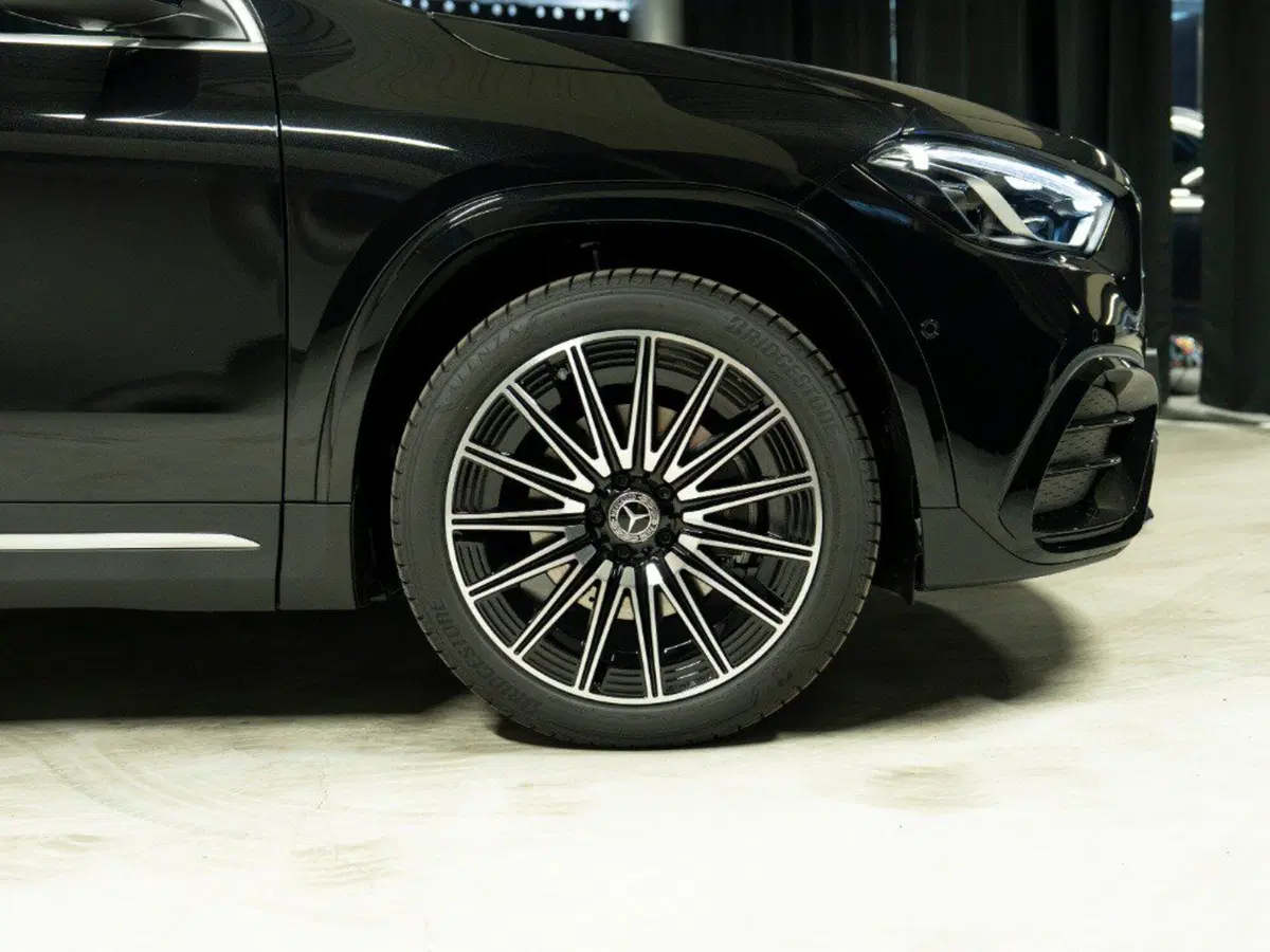 Mercedes-Benz GLA SUV nuova a Ancona (7)