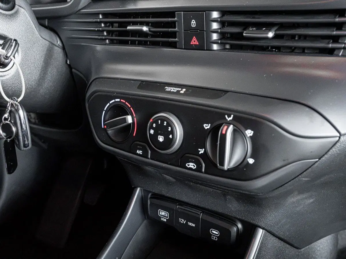 Hyundai i20 nuova a Ancona (19)