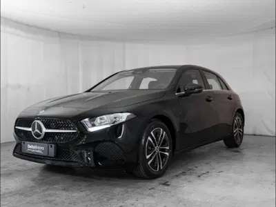 Mercedes-Benz Classe A Sedan 180 d Automatic 4p. Premium nuova a Montecosaro