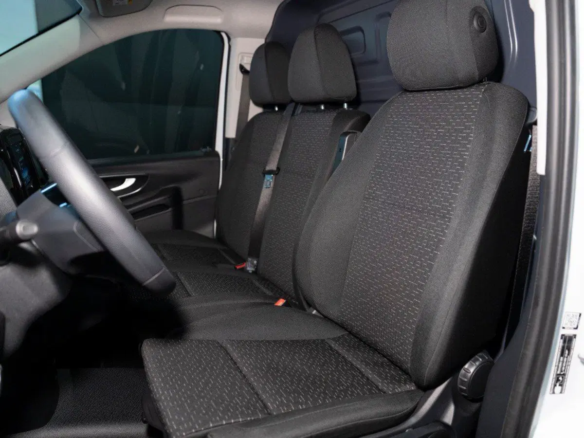 Mercedes-Benz Vito nuova a Ancona (14)