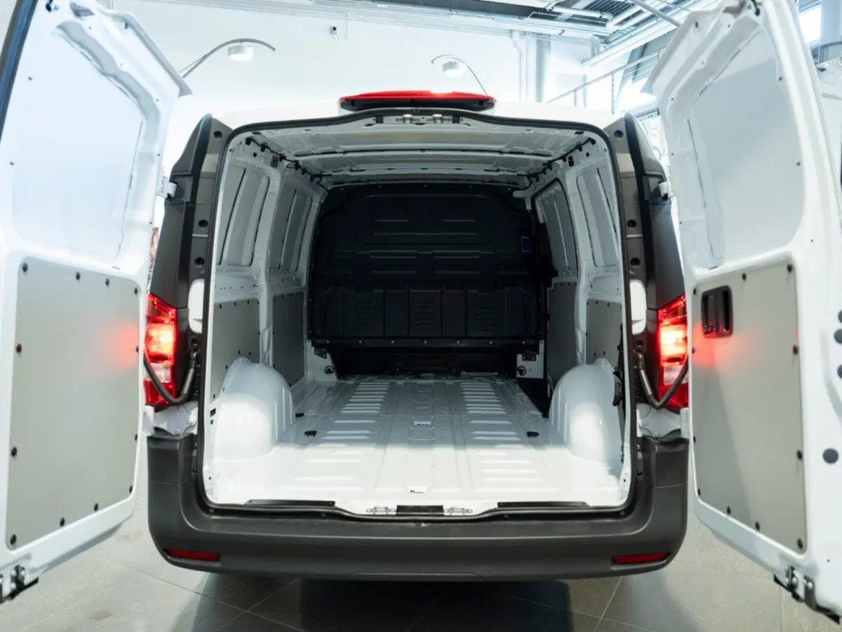 Mercedes-Benz Vito nuova a Ancona (6)