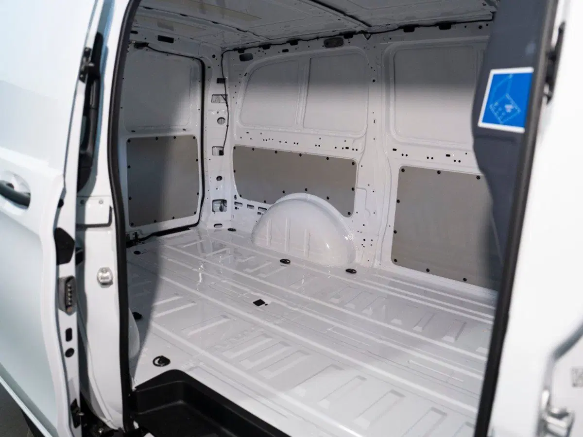 Mercedes-Benz Vito nuova a Ancona (8)