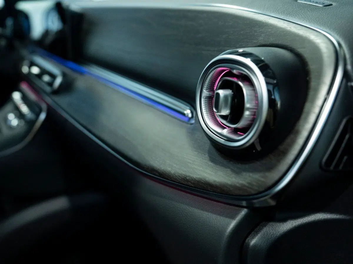 Mercedes-Benz Classe V nuova a Ancona (13)
