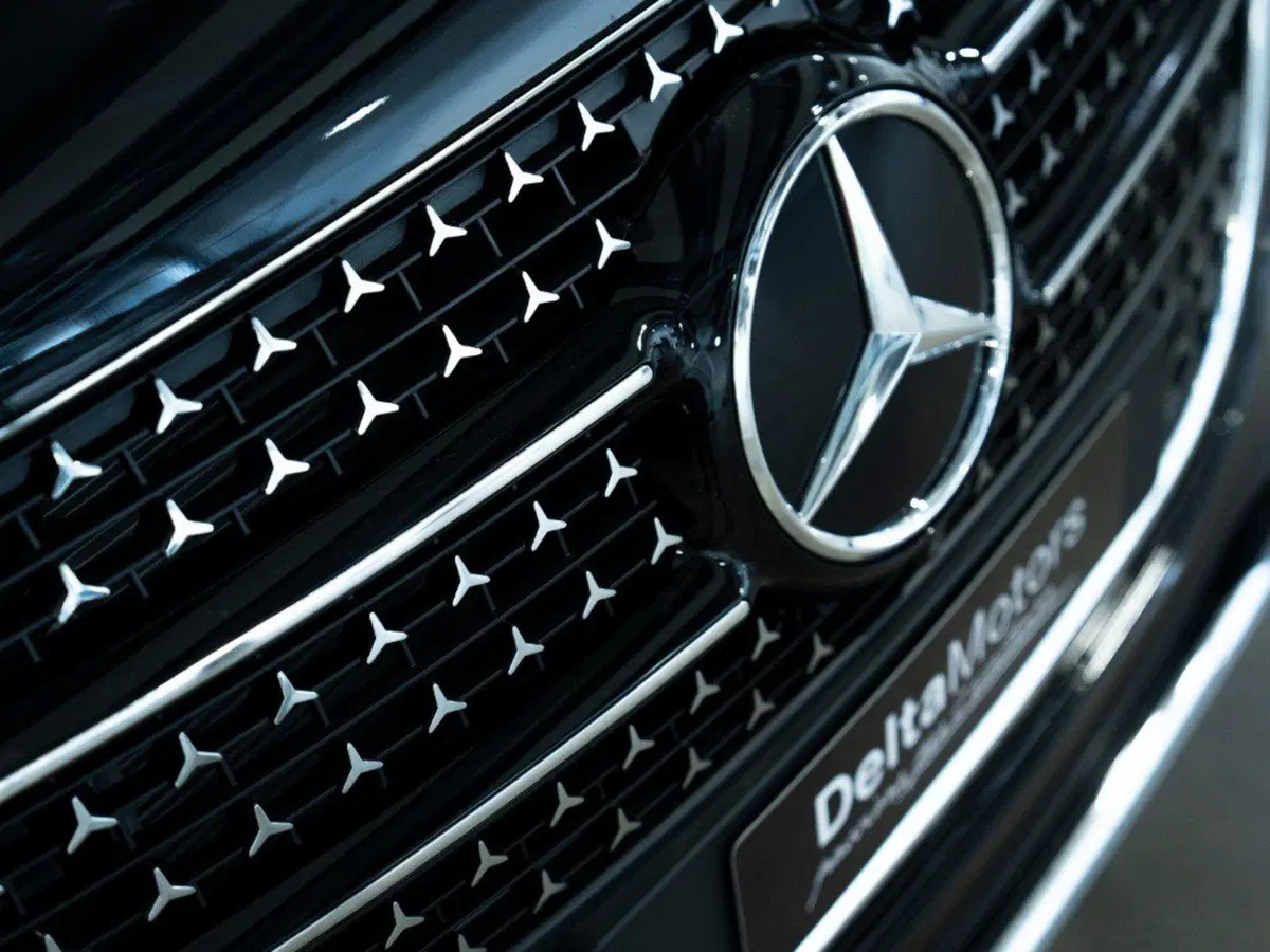 Mercedes-Benz Classe V nuova a Ancona (7)