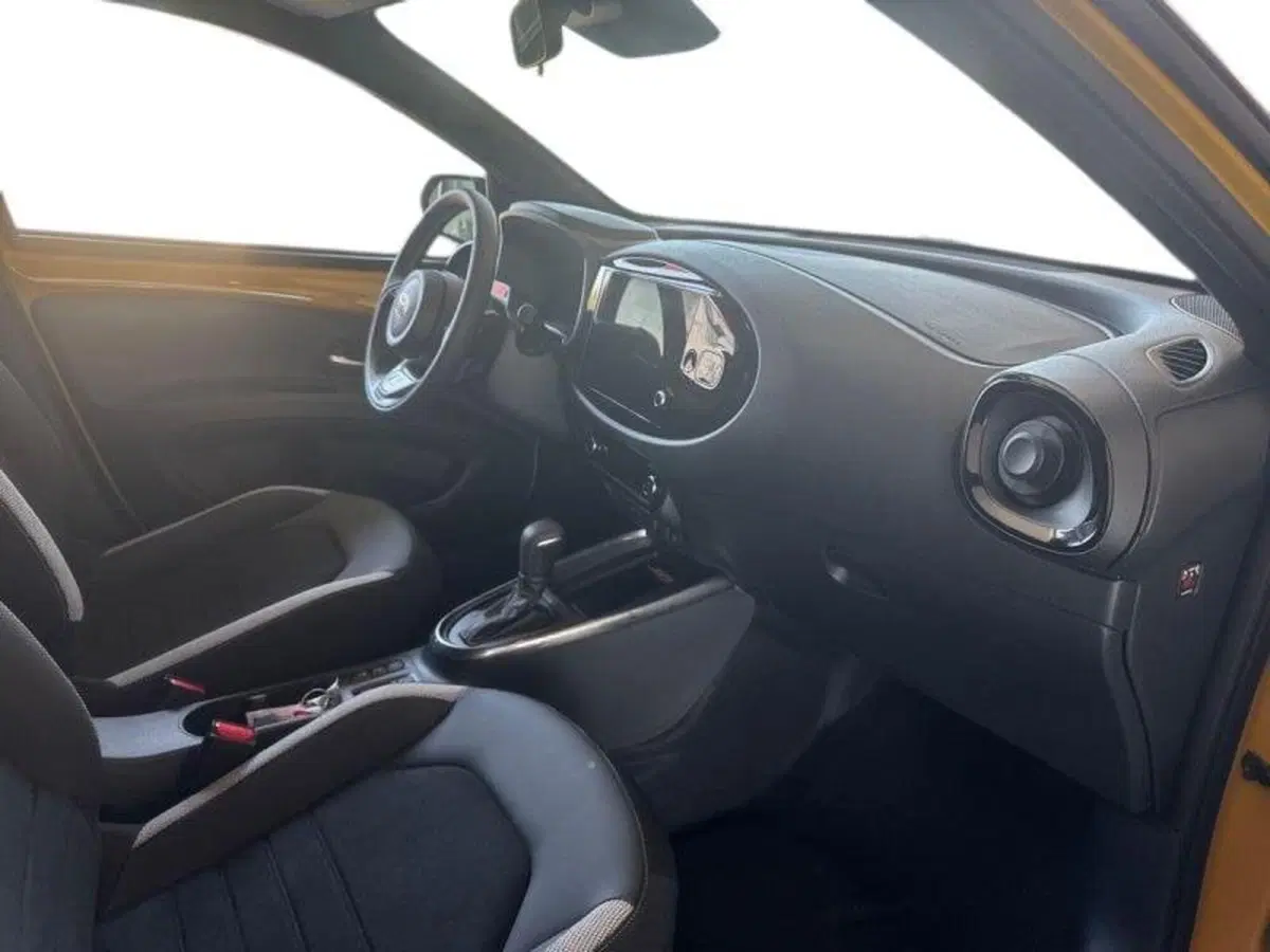 Toyota Aygo X nuova a Perugia (12)