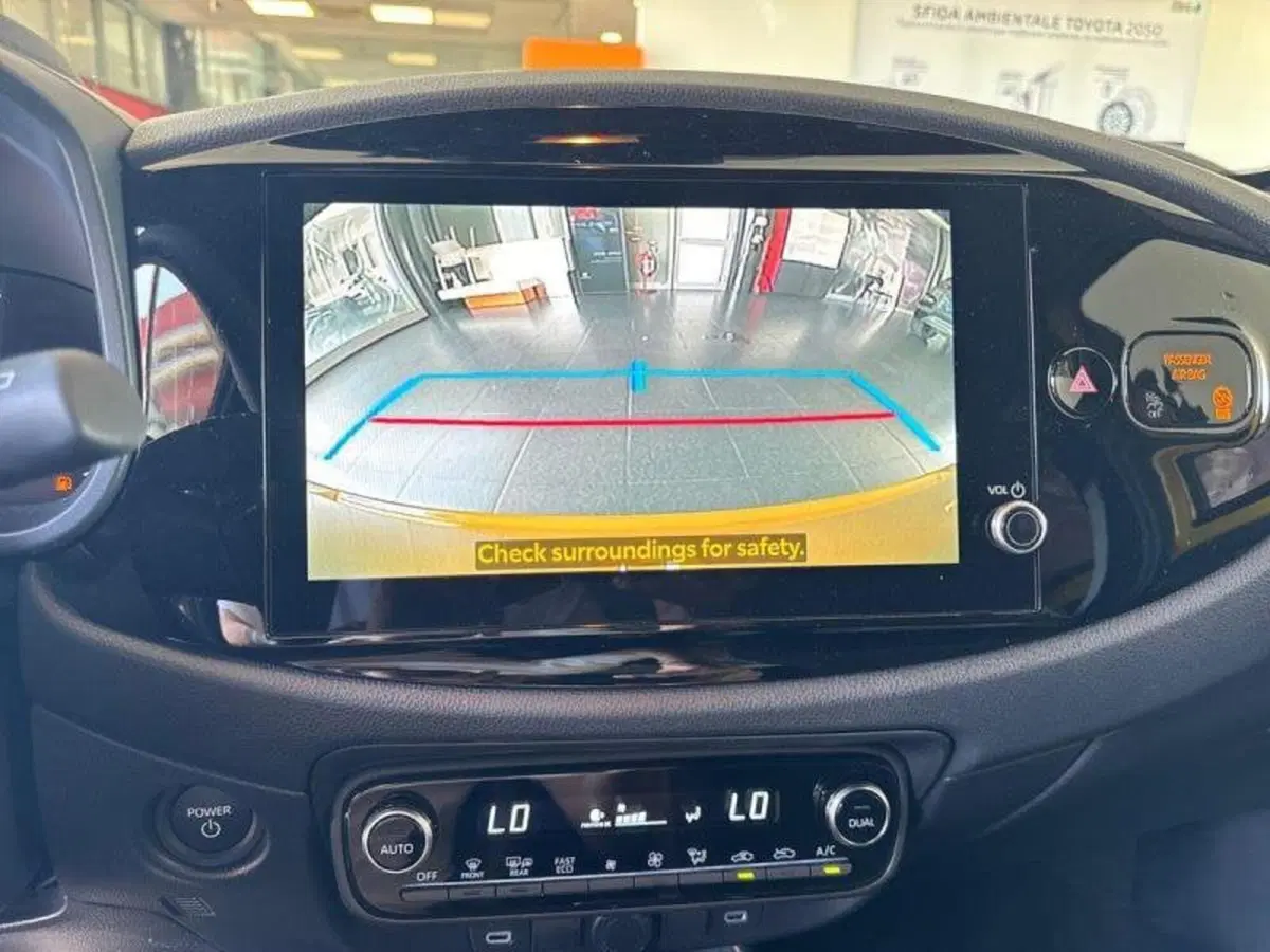 Toyota Aygo X nuova a Perugia (9)